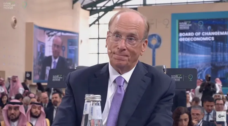 贝莱德CEO：加密货币与黄金成避险资产新选择