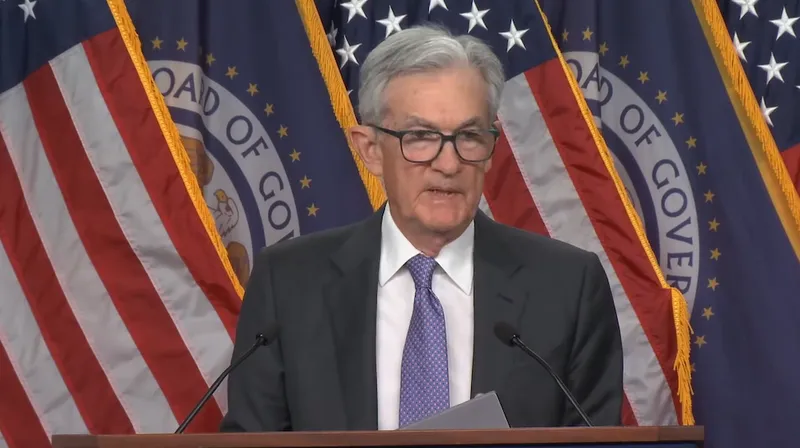 Bitcoin Price, Interest Rate