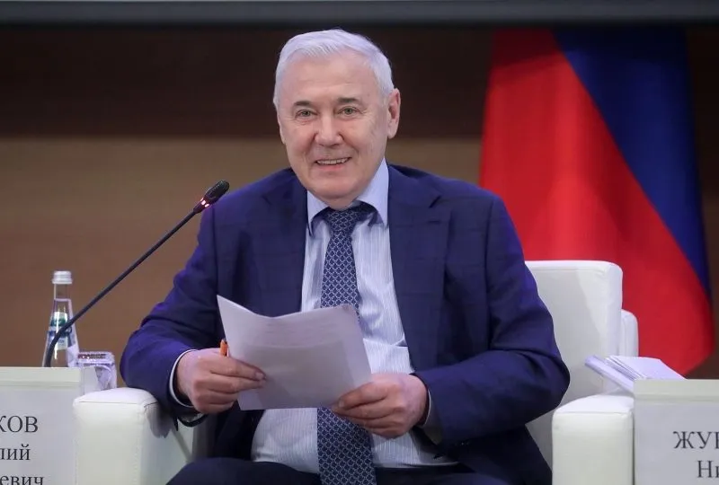 Russia Limits Crypto Annually - Anatoly Aksatov's Image